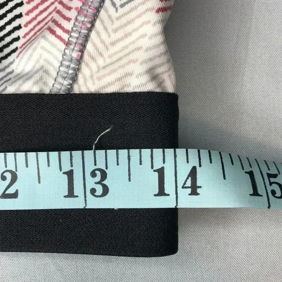 Victoria Sports- The Player Lace Racerback Sports Bra - Picture 3 of 9